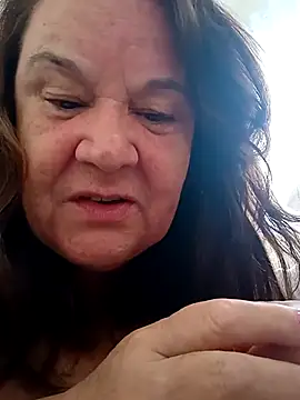 Yaya Mineira online show from March 2025 12:12:01 PM