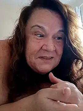 Yaya Mineira online show from March 2025 05:49:02 PM