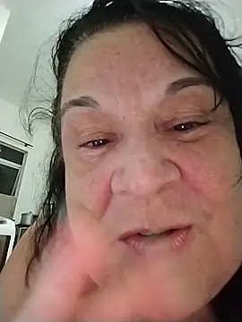 Yaya Mineira online show from May 2026 11:45:02 PM