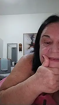 Yaya Mineira online show from June 2026 10:52:01 PM