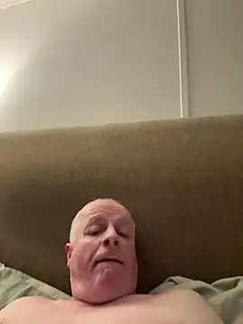 Snapshot of locallad88 chatting on January 2025 05:07:02 PM locallad88 online show from January 2025 05:07:02 PM