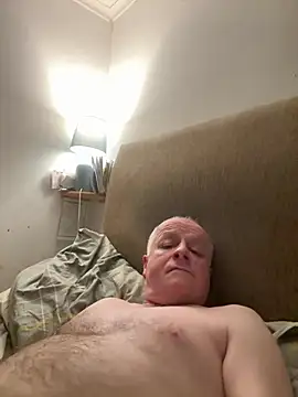 Snapshot of locallad88 chatting on January 2025 08:14:02 PM locallad88 online show from January 2025 08:14:02 PM