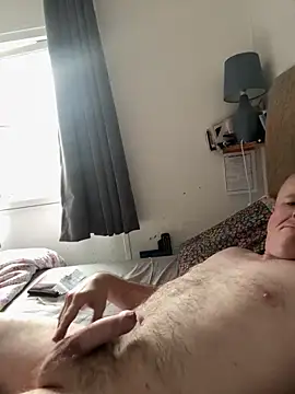 Snapshot of locallad88 chatting on October 2025 03:41:01 PM locallad88 online show from October 2025 03:41:01 PM