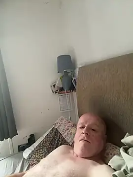 Snapshot of locallad88 chatting on October 2025 08:04:02 AM locallad88 online show from October 2025 08:04:02 AM