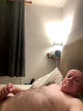 Snapshot of locallad88 chatting on October 2025 11:10:02 PM locallad88 online show from October 2025 11:10:02 PM