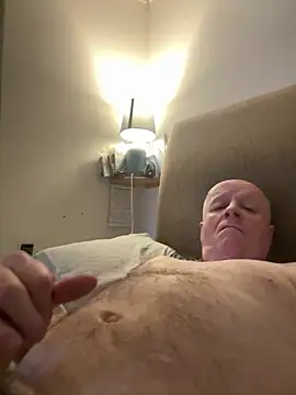 Snapshot of locallad88 chatting on April 2026 08:09:02 PM locallad88 online show from April 2026 08:09:02 PM