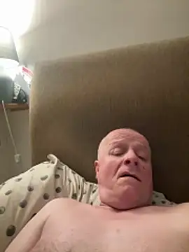 Snapshot of locallad88 chatting on May 2026 11:00:01 PM locallad88 online show from May 2026 11:00:01 PM