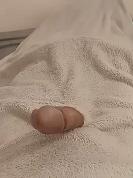 Koudy1 online show from December 2024 04:27:02 PM