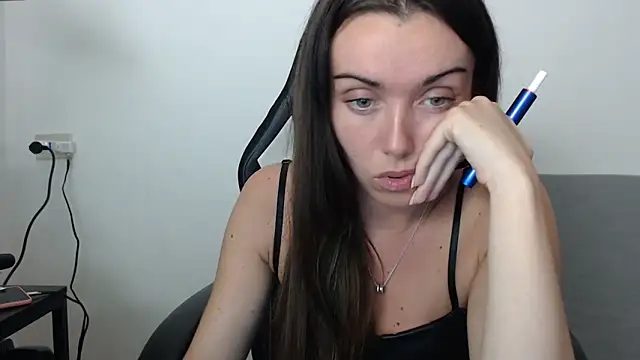 VeronicaZule online show from September 2025 08:35:02 PM