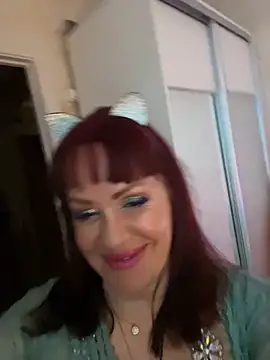 Snapshot of Lolaley2 chatting on April 2026 06:58:01 AM Lolaley2 online show from April 2026 06:58:01 AM