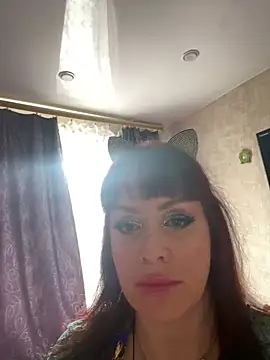 Snapshot of Lolaley2 chatting on April 2026 07:24:01 AM Lolaley2 online show from April 2026 07:24:01 AM