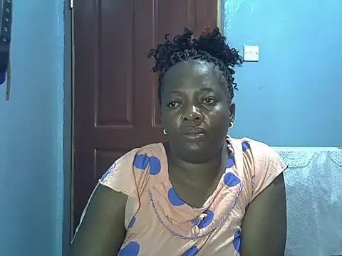 Ebonyceline online show from April 2026 07:58:02 PM