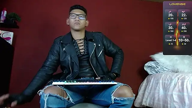 TomLover 12 online show from February 2025 11:13:02 AM