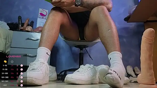 TomLover 12 online show from February 2026 05:29:01 AM