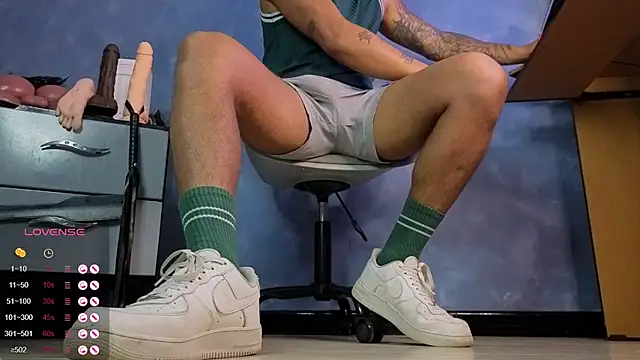 Snapshot of TomLover_12 chatting on March 2026 03:56:01 PM TomLover 12 online show from March 2026 03:56:01 PM