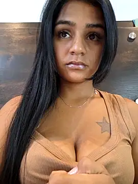 AnnRosse18 online show from March 2025 03:47:02 PM