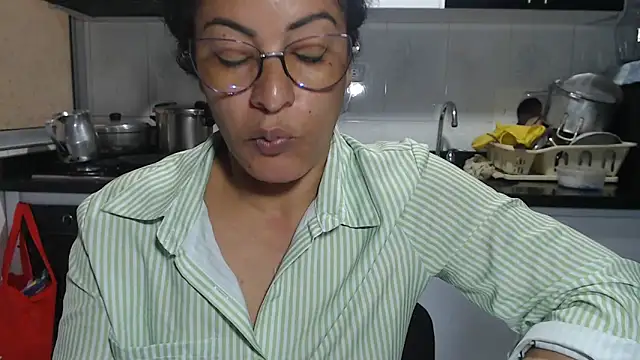 kateleyagrey online show from September 2025 03:13:01 PM