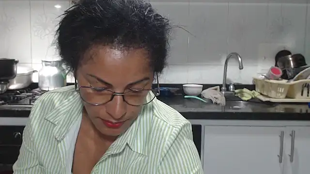 kateleyagrey online show from November 2025 07:35:02 PM