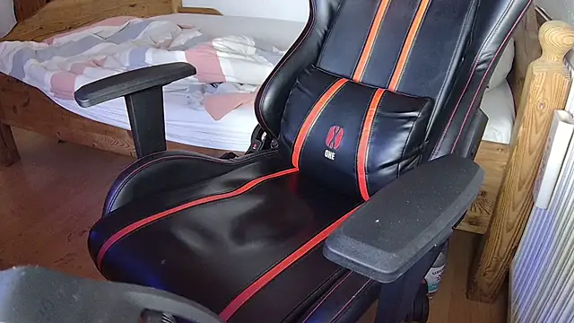 KmlBI26 online show from April 2026 06:19:01 AM