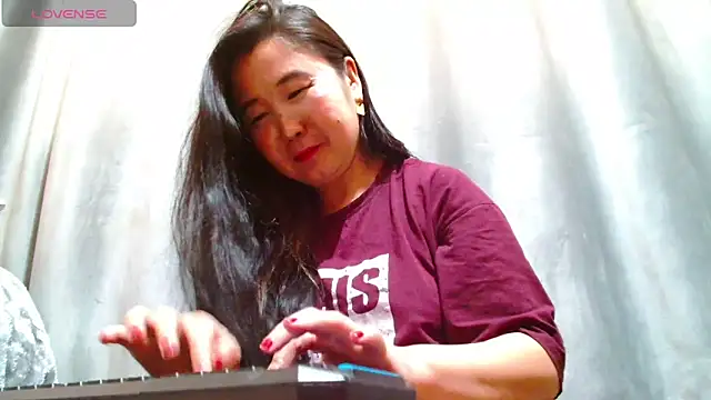 Bet Lu online show from March 2025 04:39:02 AM