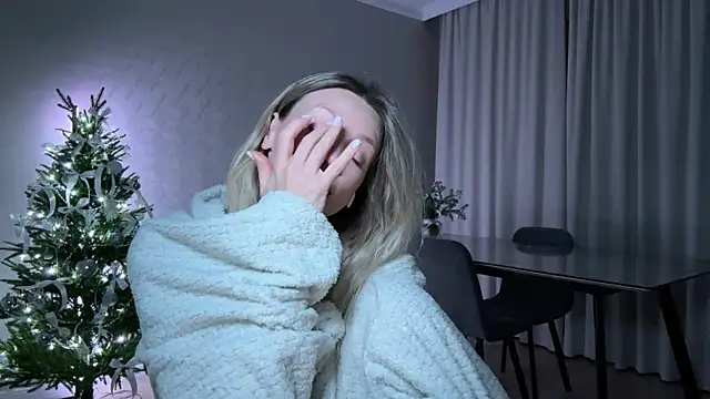 Alice Wonders online show from December 2024 10:36:02 PM