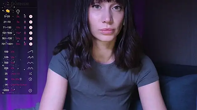 Snapshot of Alice_Wonders chatting on October 2025 08:25:01 PM Alice Wonders online show from October 2025 08:25:01 PM