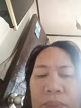 Snapshot of Sofiafuckbabes chatting on October 2025 10:51:02 PM Sofiafuckbabes online show from October 2025 10:51:02 PM