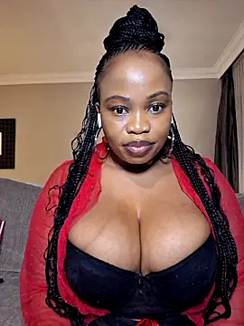 Snapshot of BoobQueenxx chatting on March 2026 02:39:01 AM BoobQueenxx online show from March 2026 02:39:01 AM