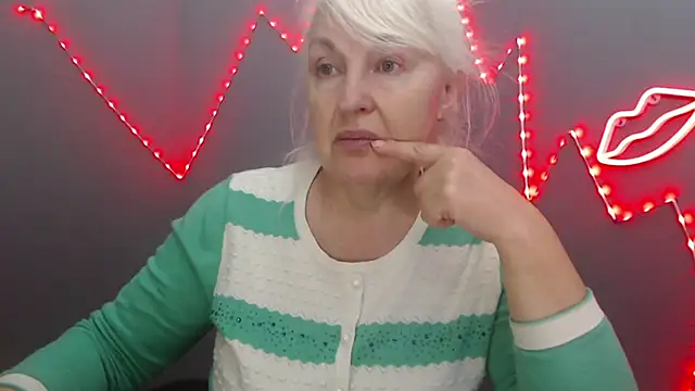 Snapshot of BlondyLeeBest chatting on March 2026 07:31:01 PM BlondyLeeBest online show from March 2026 07:31:01 PM