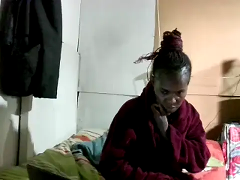 Snapshot of hairybushpussyxx1 chatting on December 2024 03:05:02 PM hairybushpussyxx1 online show from December 2024 03:05:02 PM