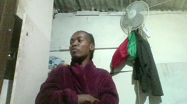 Snapshot of hairybushpussyxx1 chatting on January 2025 05:20:01 AM hairybushpussyxx1 online show from January 2025 05:20:01 AM