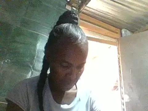 Snapshot of hairybushpussyxx1 chatting on January 2025 09:15:02 AM hairybushpussyxx1 online show from January 2025 09:15:02 AM