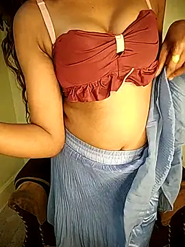 Indian-Squirt online show from March 2025 03:31:02 PM