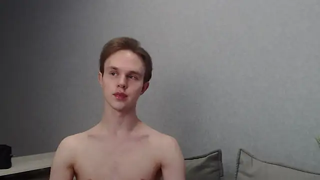 Snapshot of MartinMendez chatting on February 2025 11:54:02 AM MartinMendez online show from February 2025 11:54:02 AM