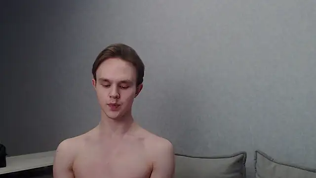 Snapshot of MartinMendez chatting on February 2025 04:04:01 PM MartinMendez online show from February 2025 04:04:01 PM