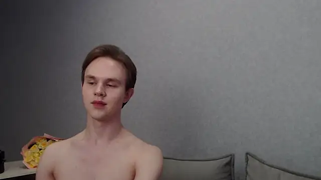 Snapshot of MartinMendez chatting on February 2025 11:17:02 AM MartinMendez online show from February 2025 11:17:02 AM