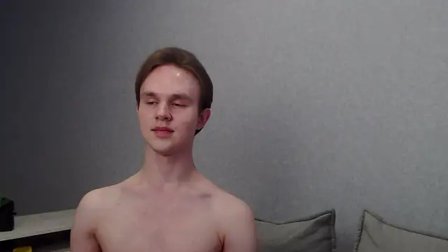 Snapshot of MartinMendez chatting on February 2025 12:06:02 PM MartinMendez online show from February 2025 12:06:02 PM