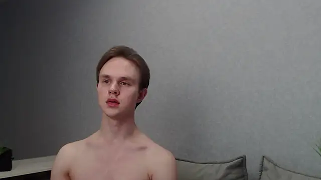 Snapshot of MartinMendez chatting on February 2025 06:26:02 PM MartinMendez online show from February 2025 06:26:02 PM