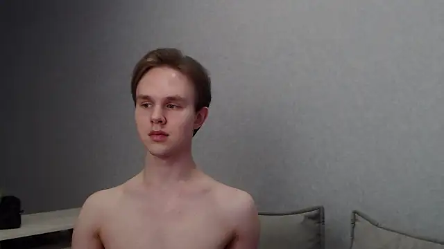 Snapshot of MartinMendez chatting on February 2025 12:03:02 PM MartinMendez online show from February 2025 12:03:02 PM