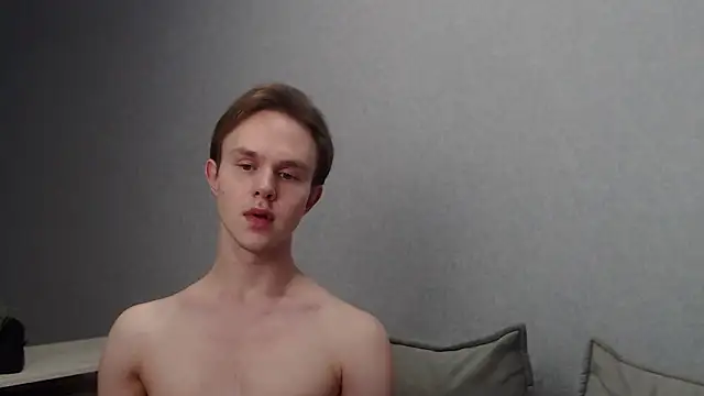 Snapshot of MartinMendez chatting on March 2025 03:59:01 PM MartinMendez online show from March 2025 03:59:01 PM