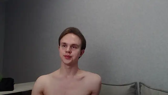 Snapshot of MartinMendez chatting on March 2025 03:48:02 PM MartinMendez online show from March 2025 03:48:02 PM