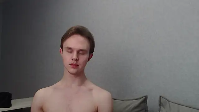 Snapshot of MartinMendez chatting on March 2025 09:42:02 PM MartinMendez online show from March 2025 09:42:02 PM