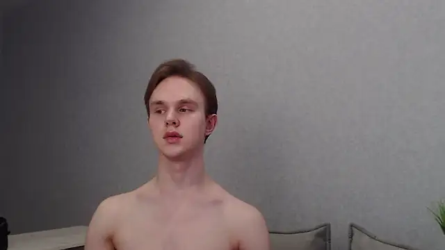 Snapshot of MartinMendez chatting on March 2025 12:09:02 PM MartinMendez online show from March 2025 12:09:02 PM