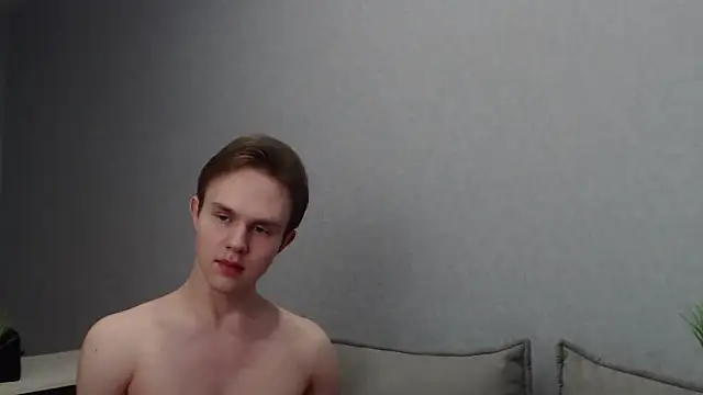 Snapshot of MartinMendez chatting on March 2025 03:24:01 PM MartinMendez online show from March 2025 03:24:01 PM