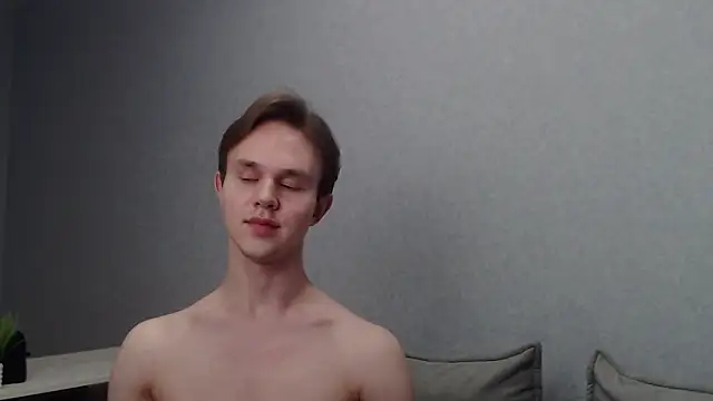 Snapshot of MartinMendez chatting on March 2025 07:15:02 PM MartinMendez online show from March 2025 07:15:02 PM