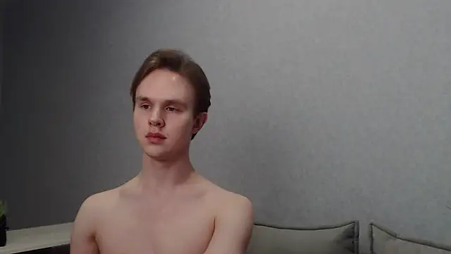 Snapshot of MartinMendez chatting on March 2025 03:45:02 PM MartinMendez online show from March 2025 03:45:02 PM