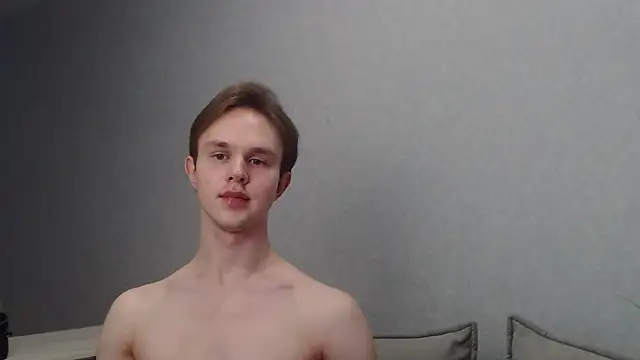 Snapshot of MartinMendez chatting on March 2025 12:35:02 PM MartinMendez online show from March 2025 12:35:02 PM