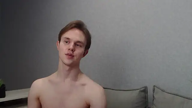 Snapshot of MartinMendez chatting on March 2025 03:39:01 PM MartinMendez online show from March 2025 03:39:01 PM