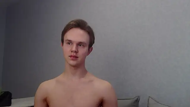 Snapshot of MartinMendez chatting on March 2025 09:09:02 AM MartinMendez online show from March 2025 09:09:02 AM