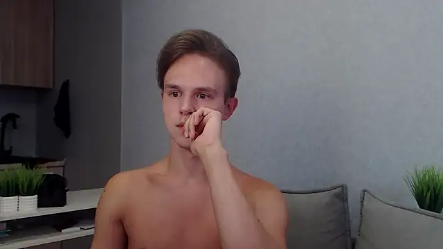 Snapshot of MartinMendez chatting on September 2025 07:20:02 AM MartinMendez online show from September 2025 07:20:02 AM